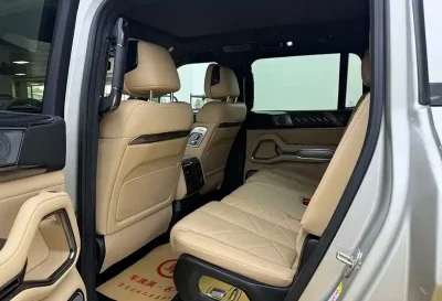 BYD Leopard 8, 2025