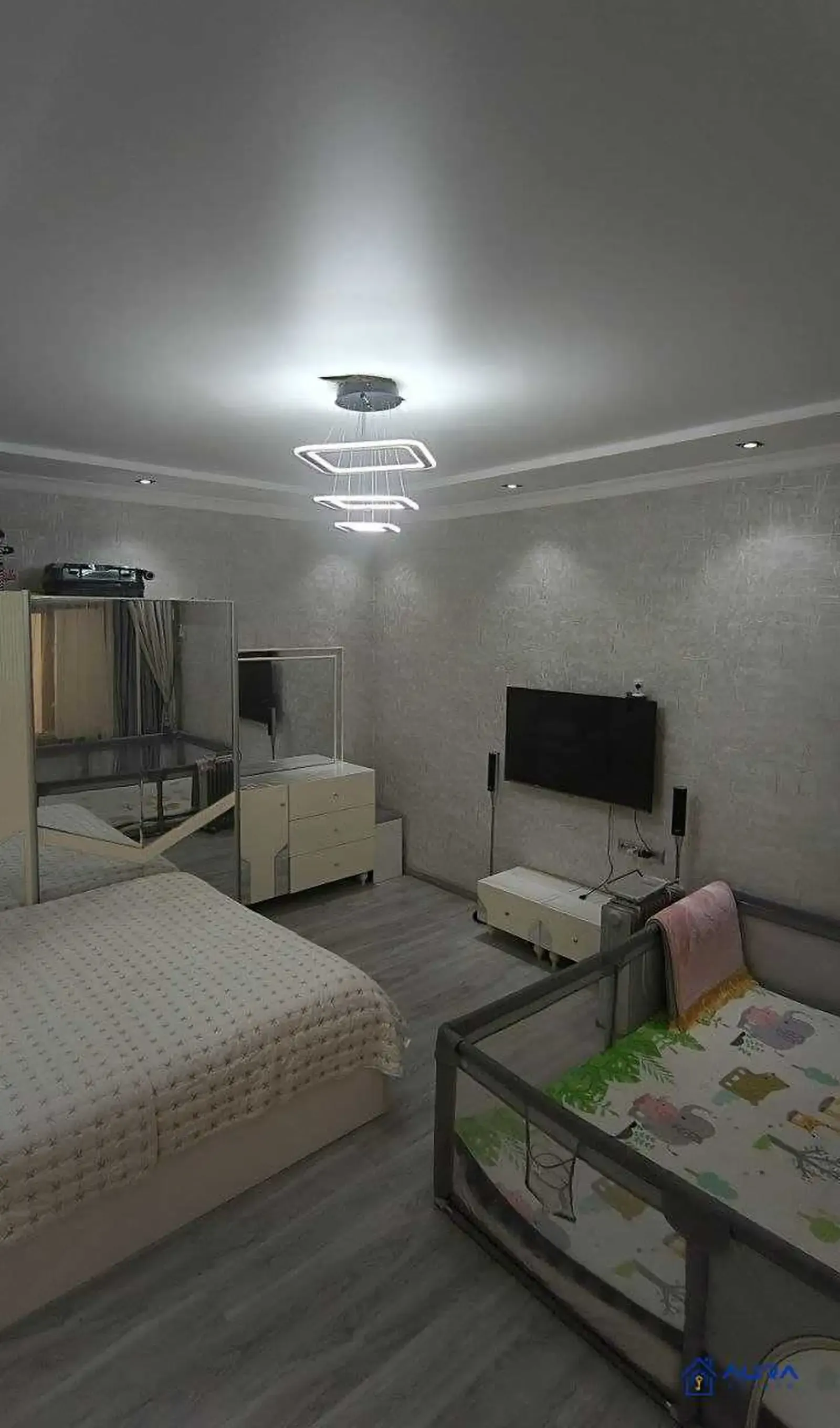 6-комн. квартира, 2 этаж, 167 м², Сино