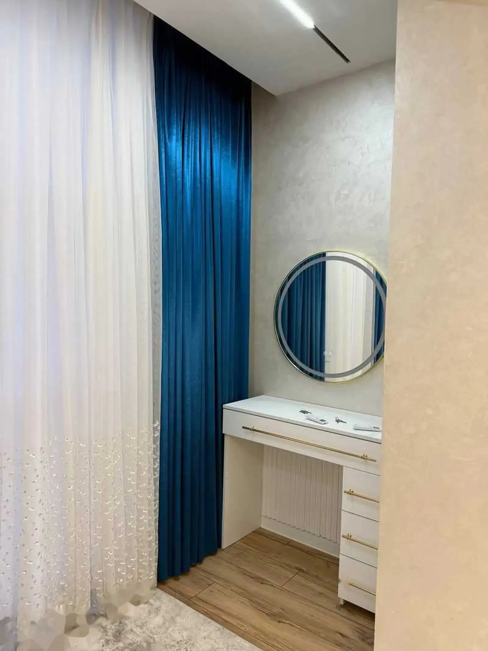 3-комн. квартира, 13 этаж, 120м², Овир