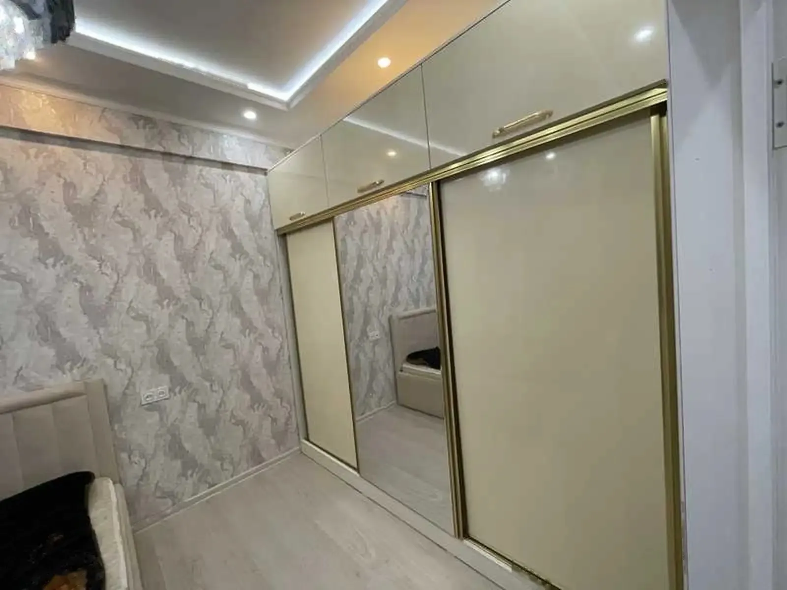 2-комн. квартира, 15 этаж, 59м², Шохмансур