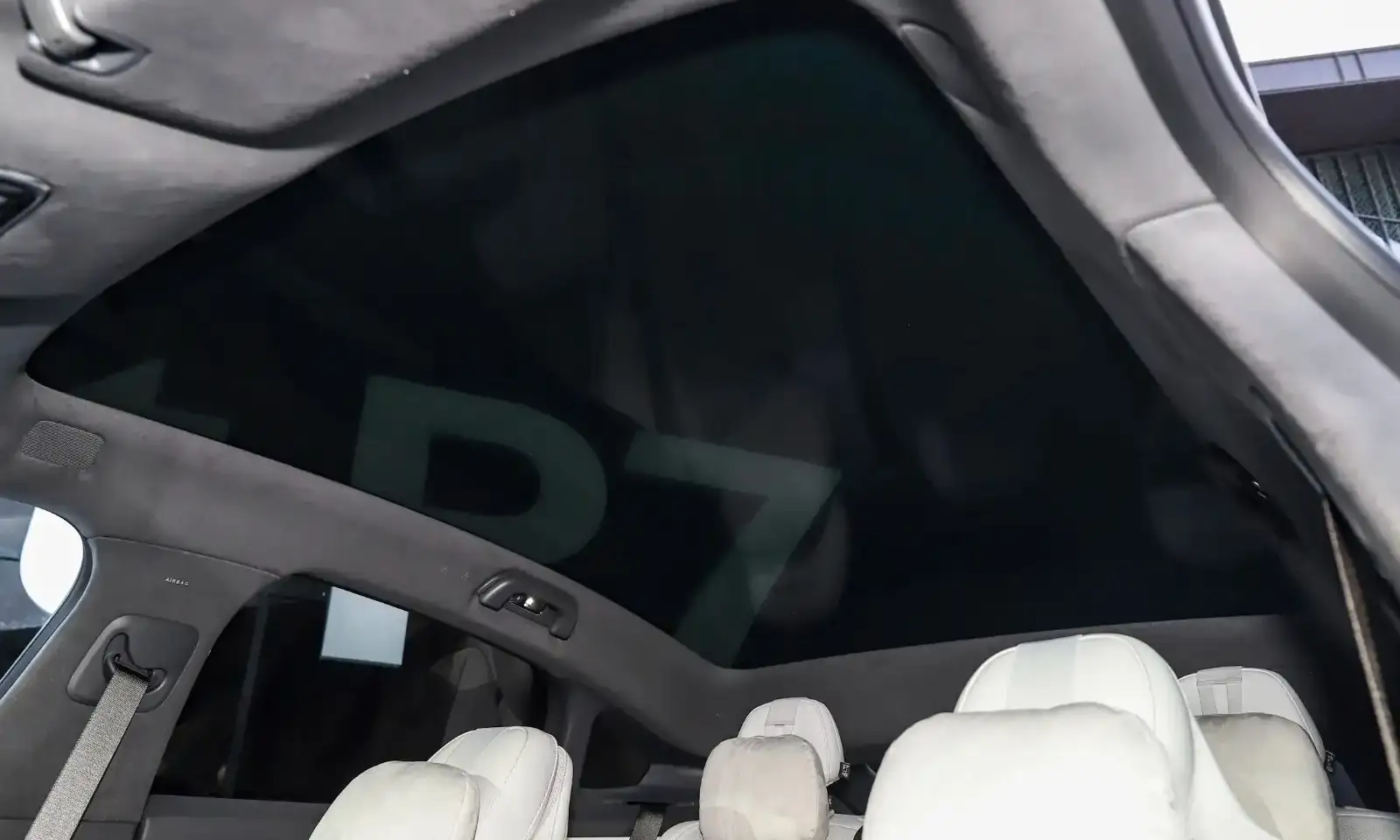 Xpeng P7,