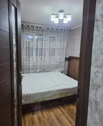 3-комн. квартира, 5 этаж, 60м², Сино