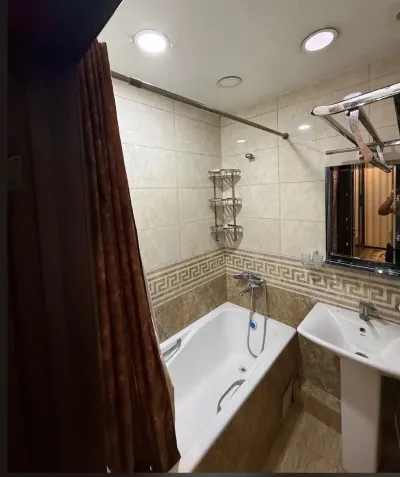 4-комн. квартира, 4 этаж, 82м², Сино
