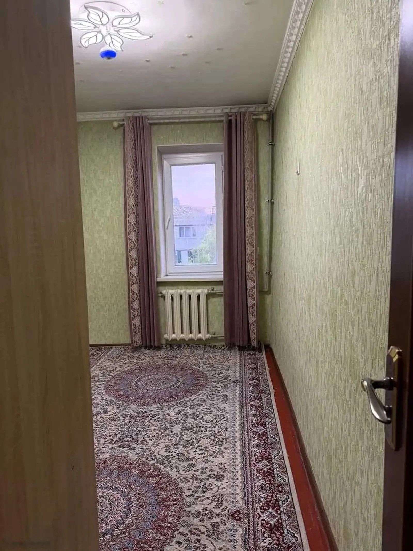 3-комн. квартира, 4 этаж, 68м², Фабрикаи Ширин