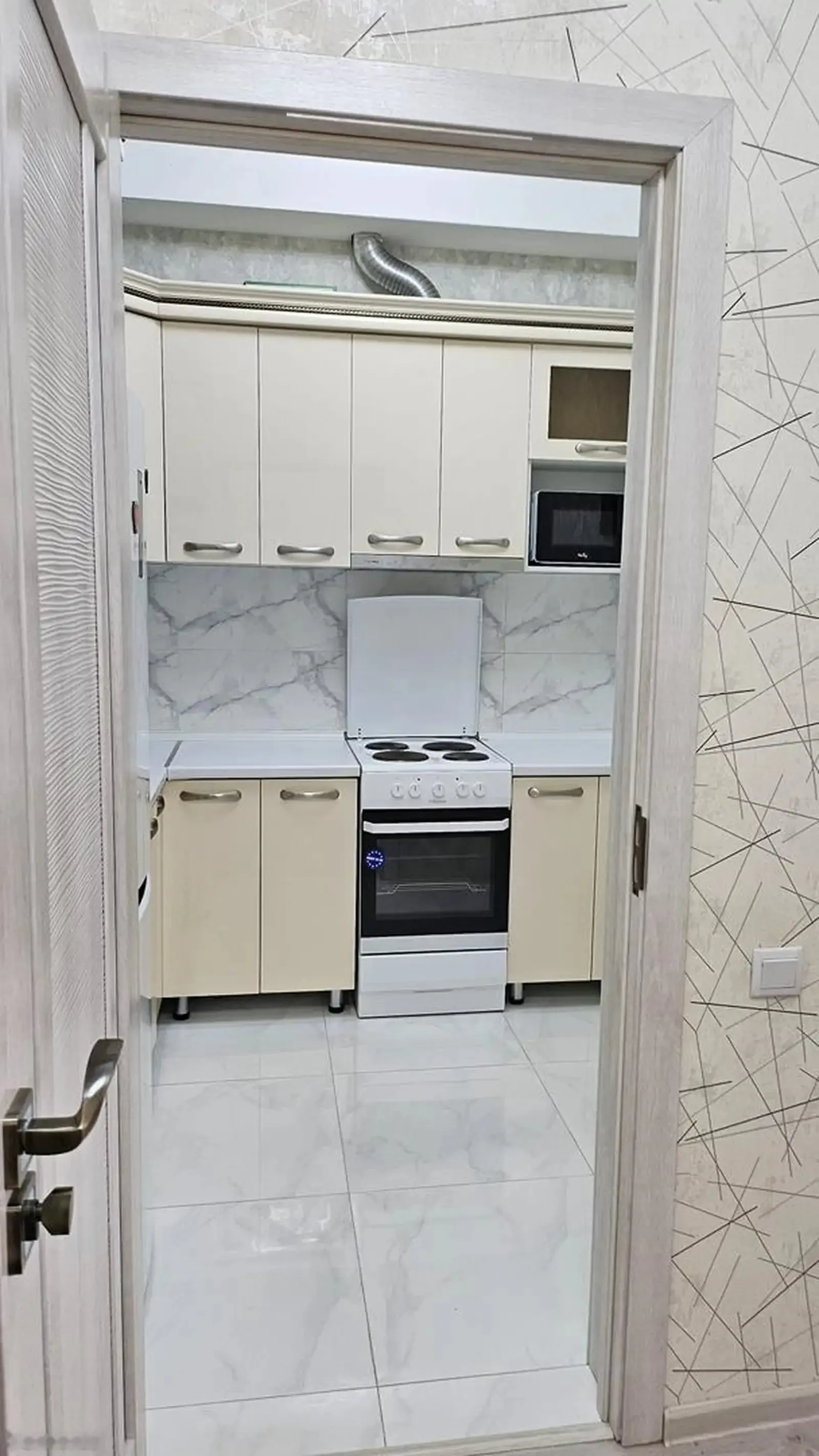 2-комн. квартира, 14 этаж, 52м², Гранд отель