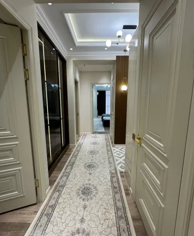 3-комн. квартира, 12 этаж, 110м², Гранд Отель, Пули Сангин, Ёвар