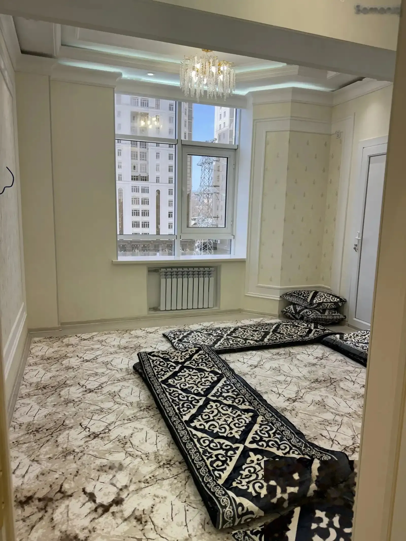 3-комн. квартира, 5 этаж, 70м², Сино