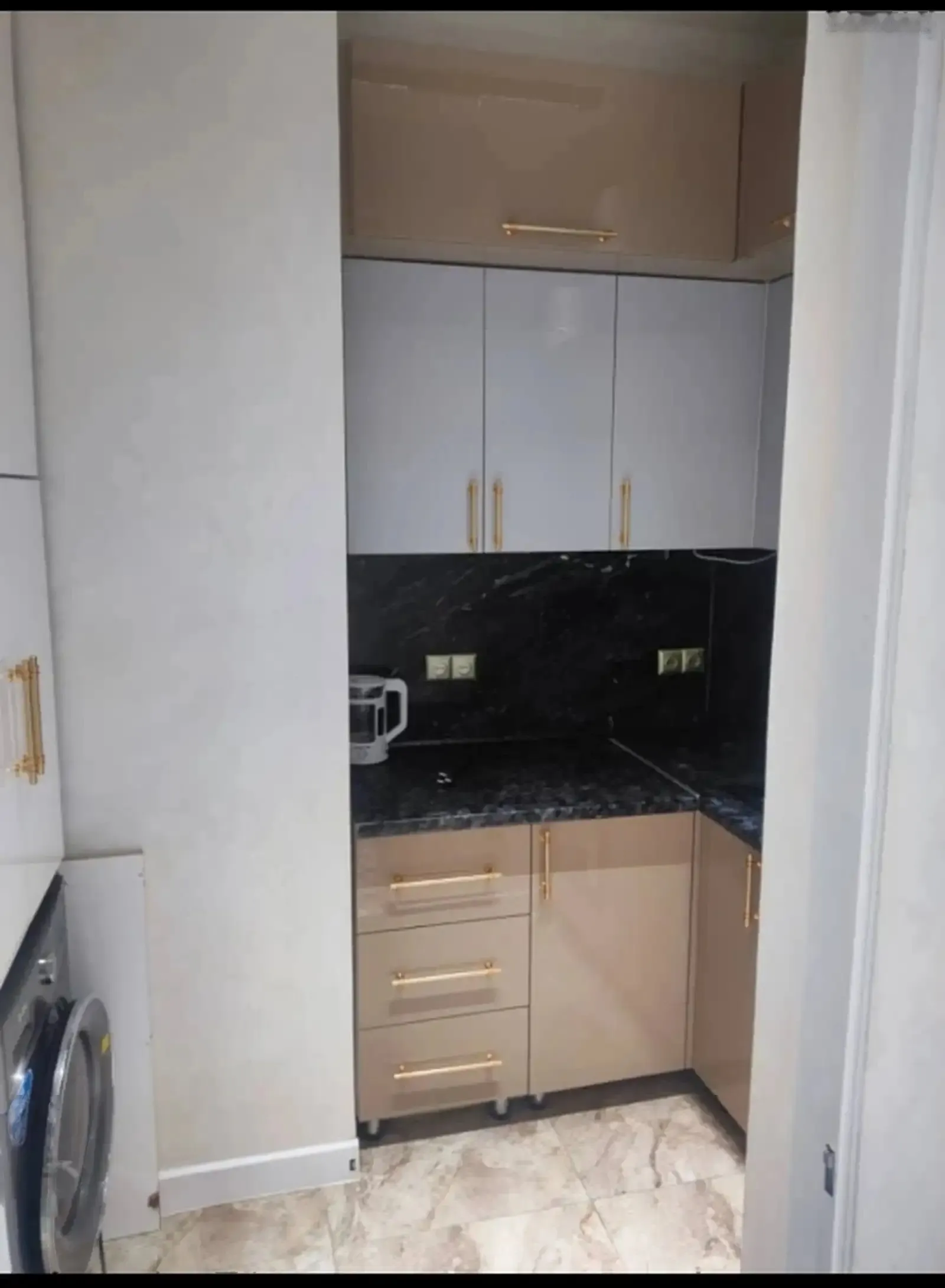 2-комн. квартира, 3 этаж, 60м², Шохмансур, Вазорати наклиет, пушти УВД