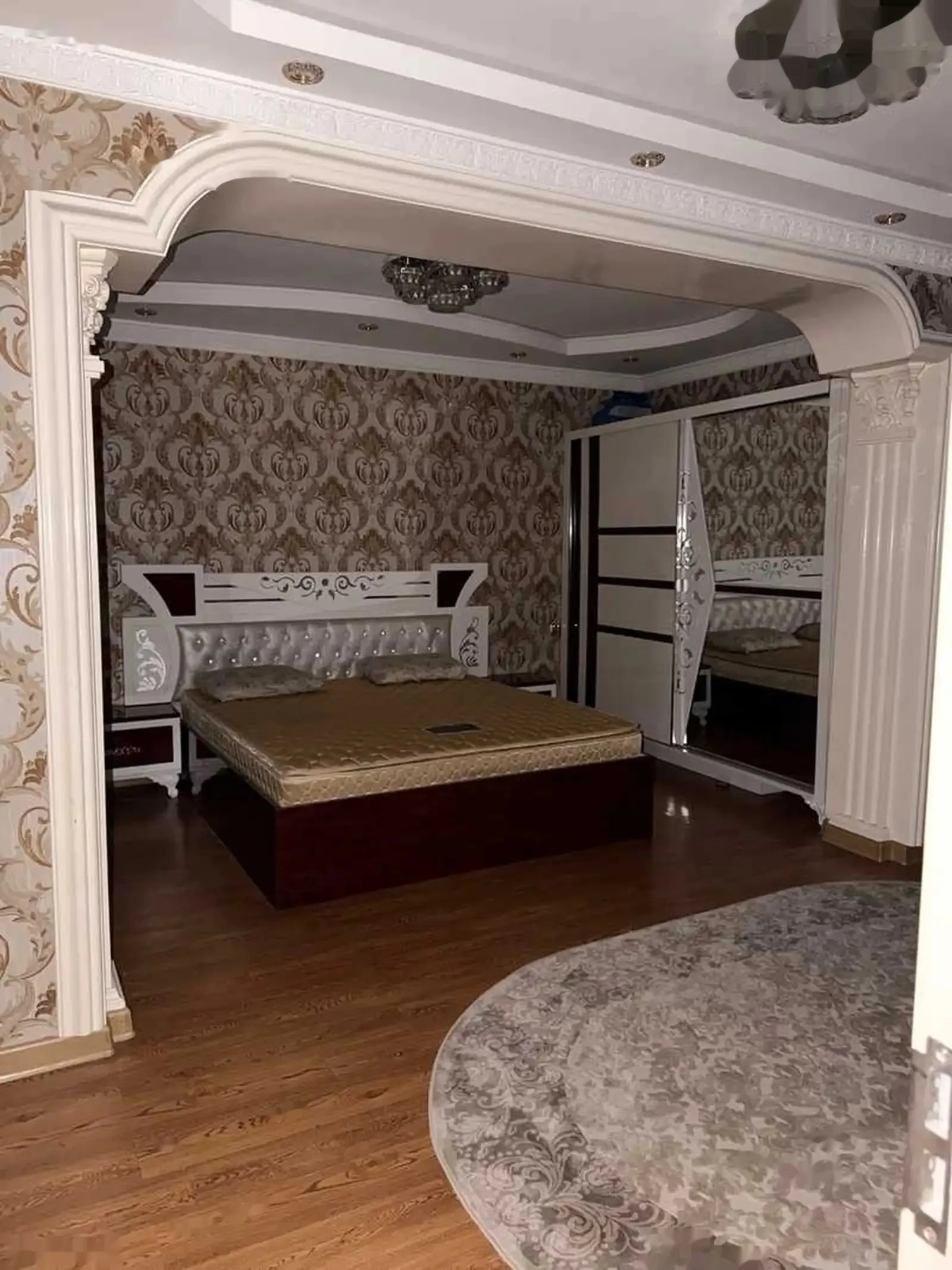 2-комн. квартира, 2 этаж, 80м², И.Сомони ру паруи чойхонаи Рохат