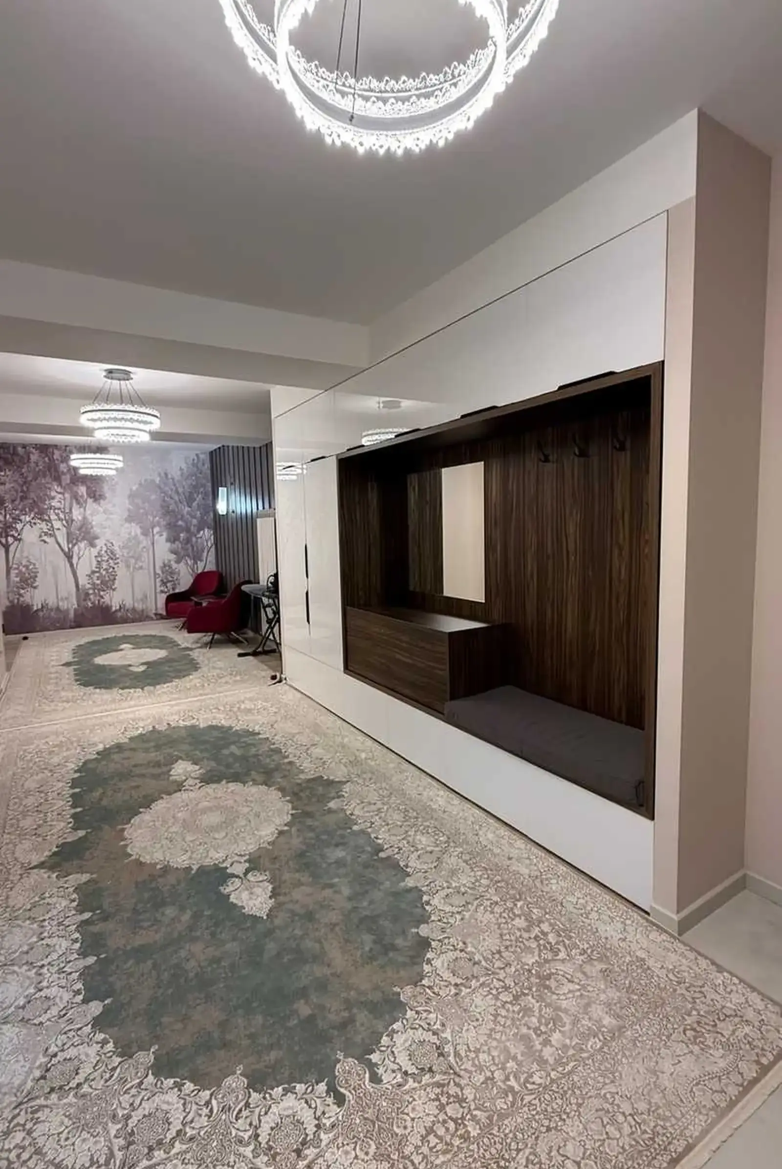 3-комн. квартира, 3 этаж, 156м², шоҳмансур