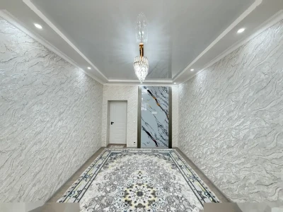 2-комн. квартира, Цокольный этаж, 68 м², 8 мкр — миниатюра 5