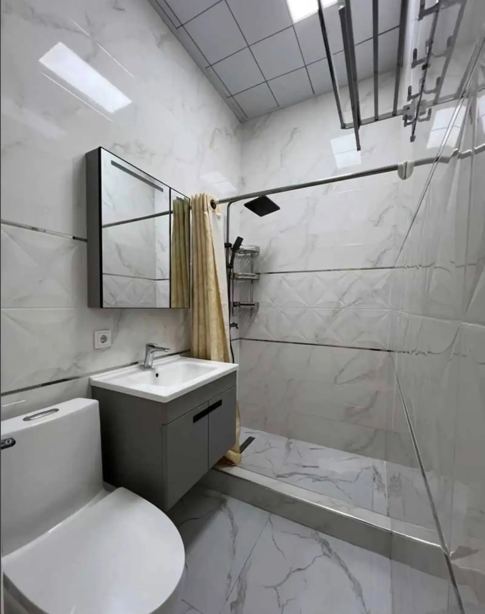 3-комн. квартира, 10 этаж, 92 м², Шохмансур