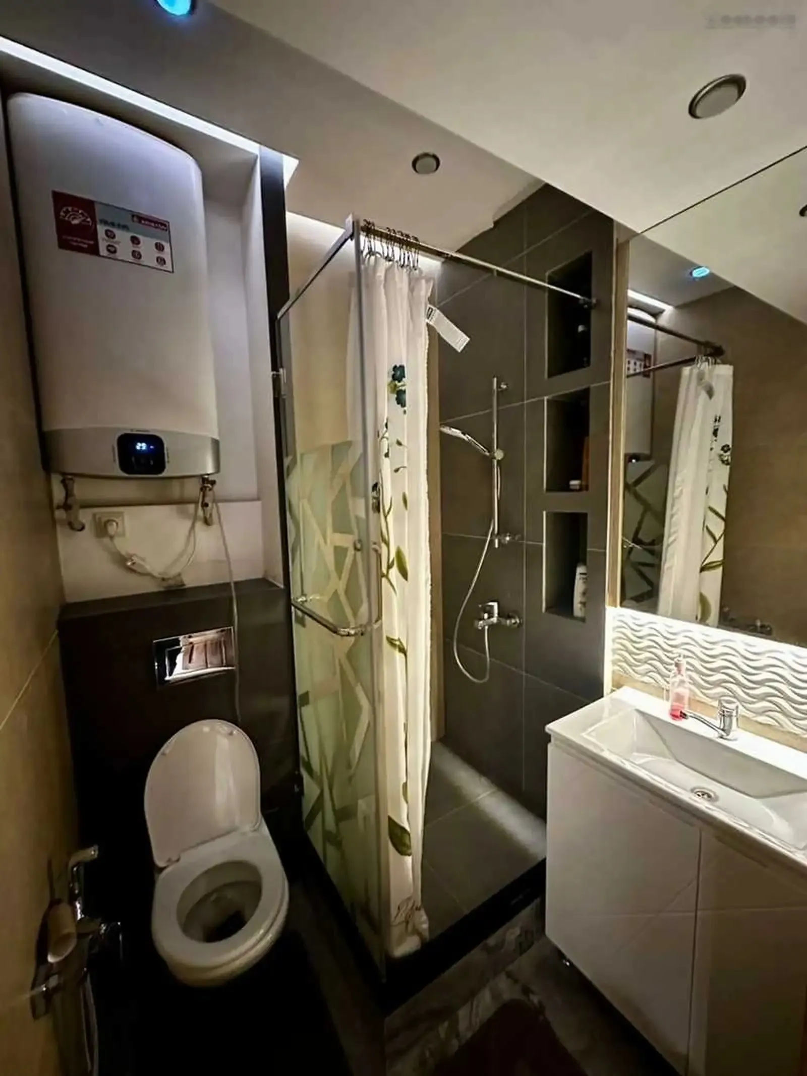 2-комн. квартира, 5 этаж, 120м², доми Бухоро