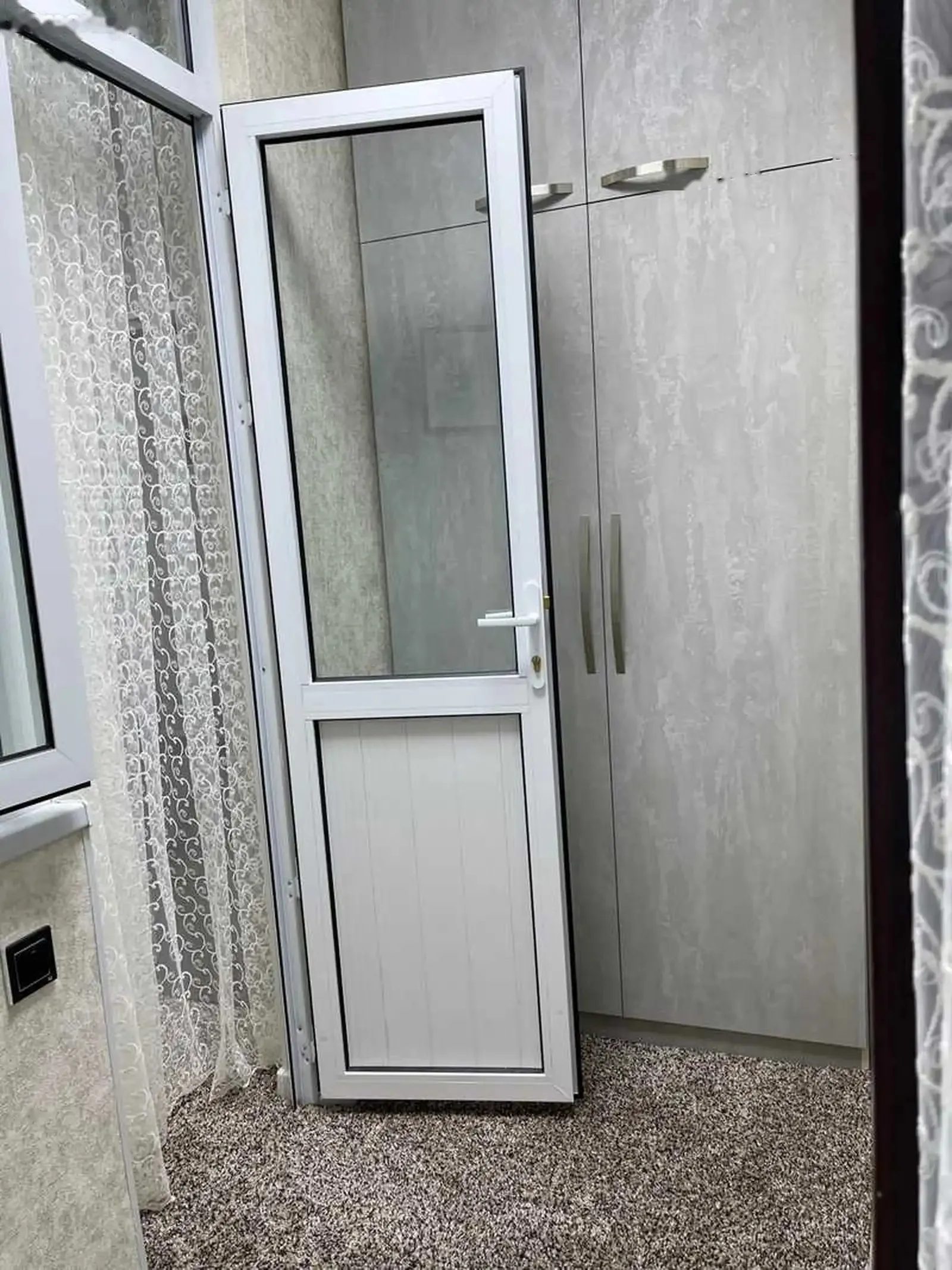 2-комн. квартира, 19 этаж, 66м², Дом печати