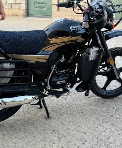 Мотоцикл GSX200