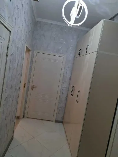 3-комн. квартира, 13 этаж, 70м², Профсоюз