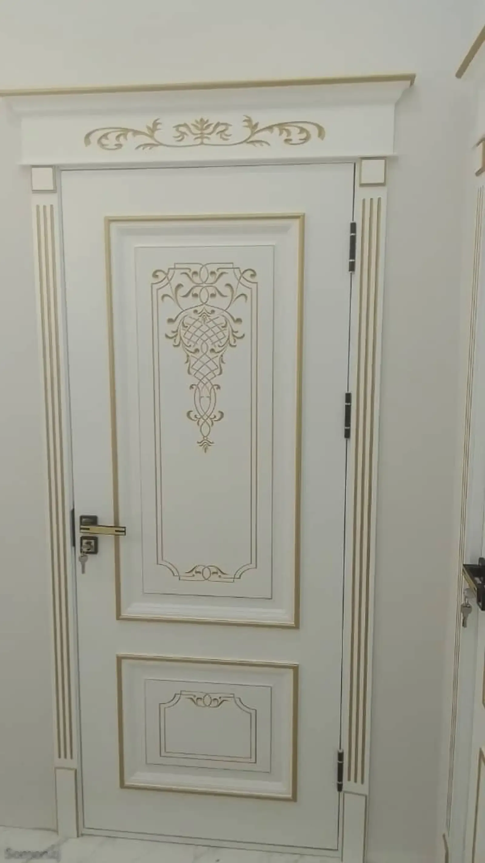 Дверь