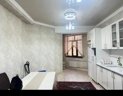 3-комн. квартира, 6 этаж, 1м², дом печать