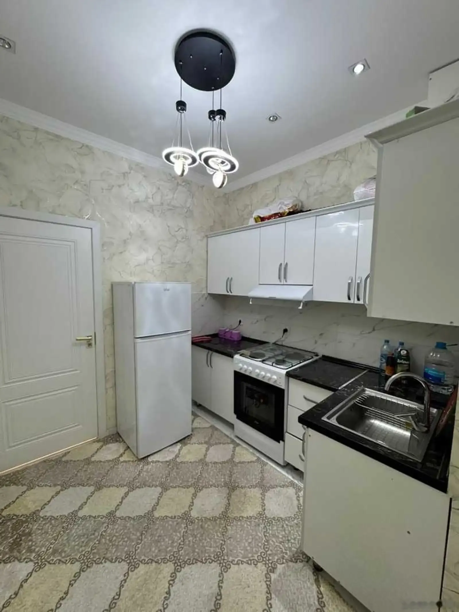 2-комн. квартира, 4 этаж, 56м², Сино, 91 мкр