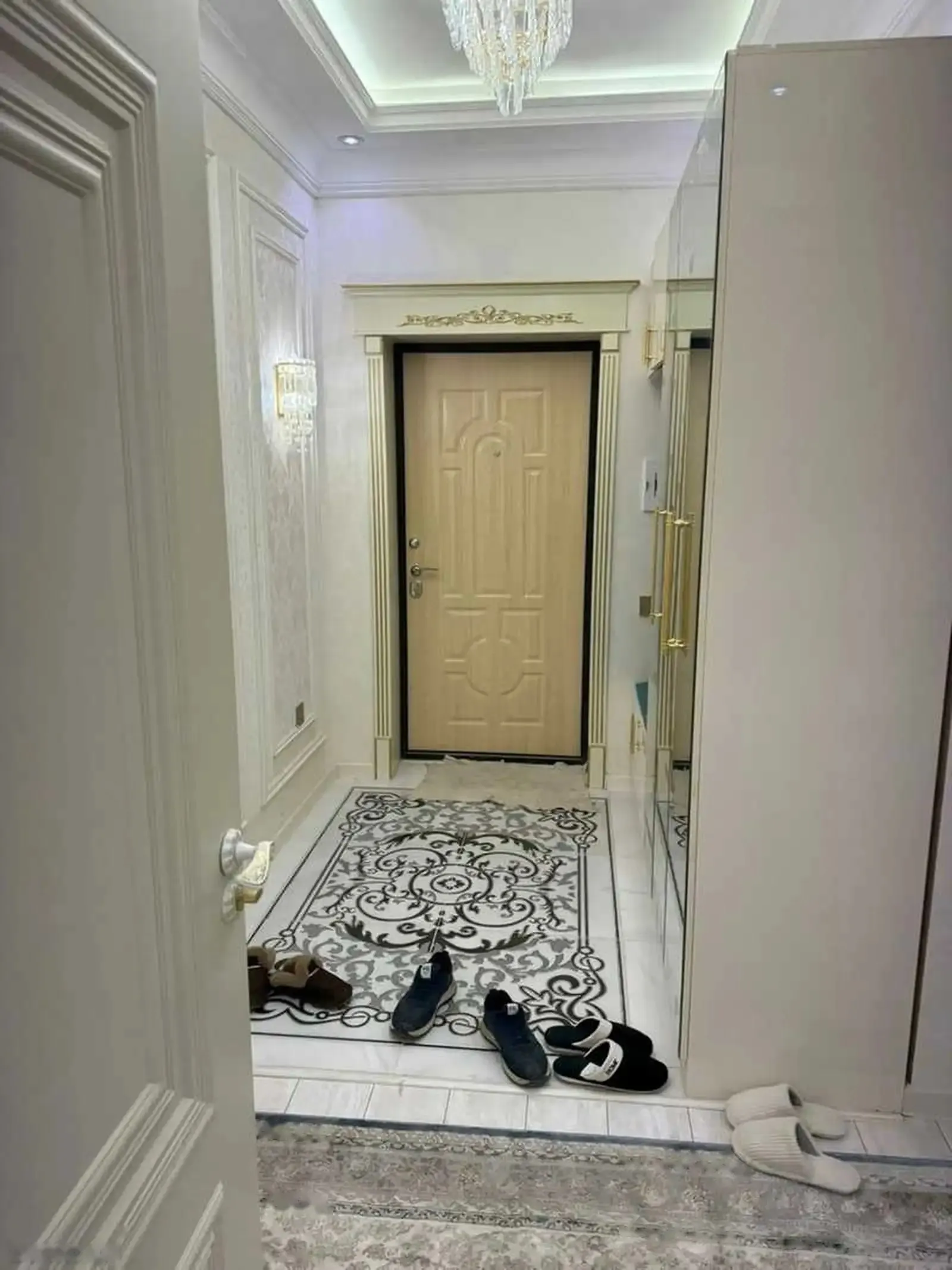 2-комн. квартира, 6 этаж, 85м², пушти ресторани яккачинор