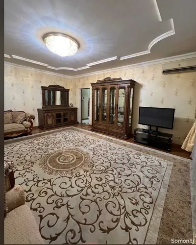 2-комн. квартира, 4 этаж, 110м², Дом печать