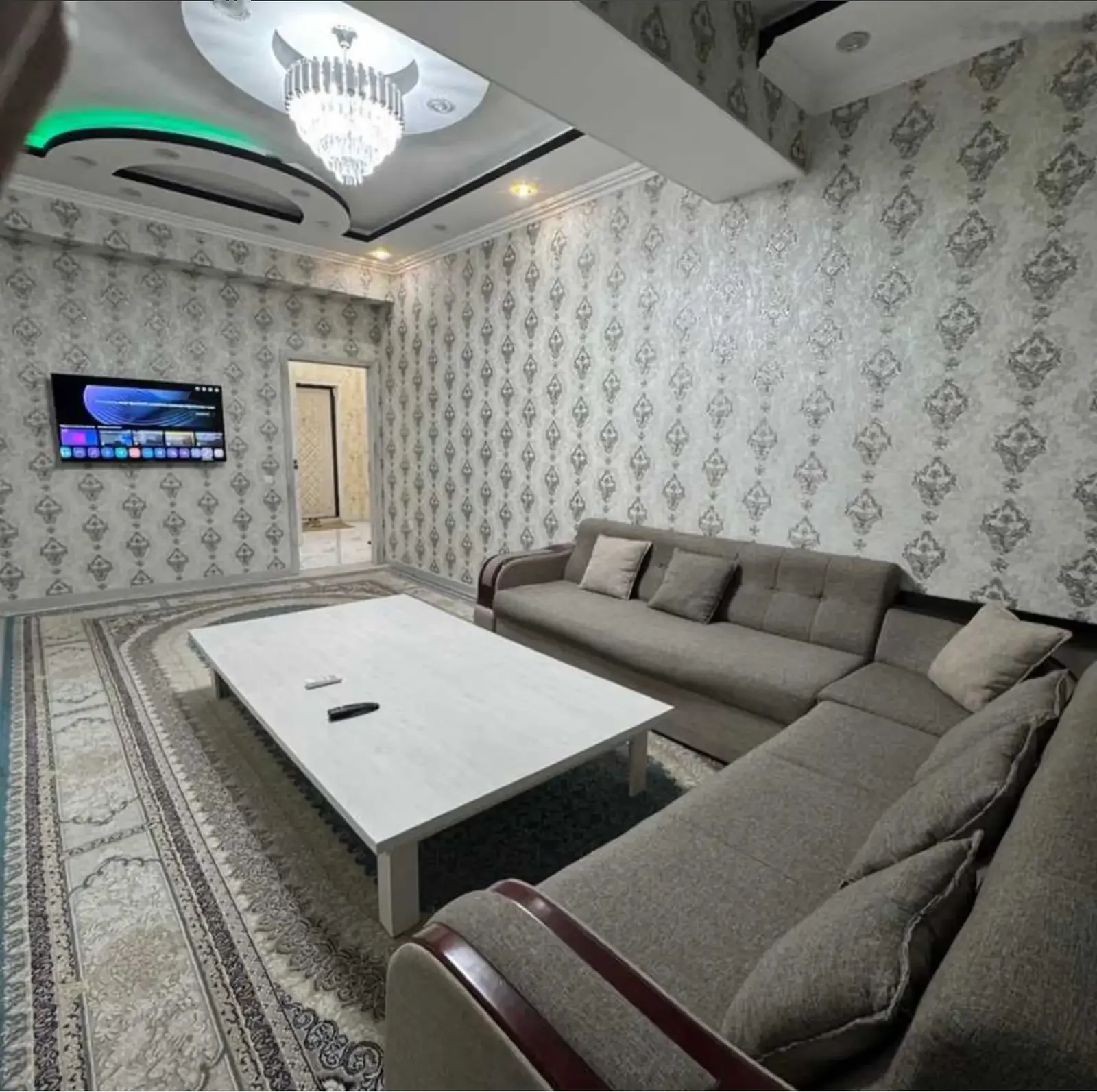 2-к квартира, 18 этаж, 60 м², Спартак