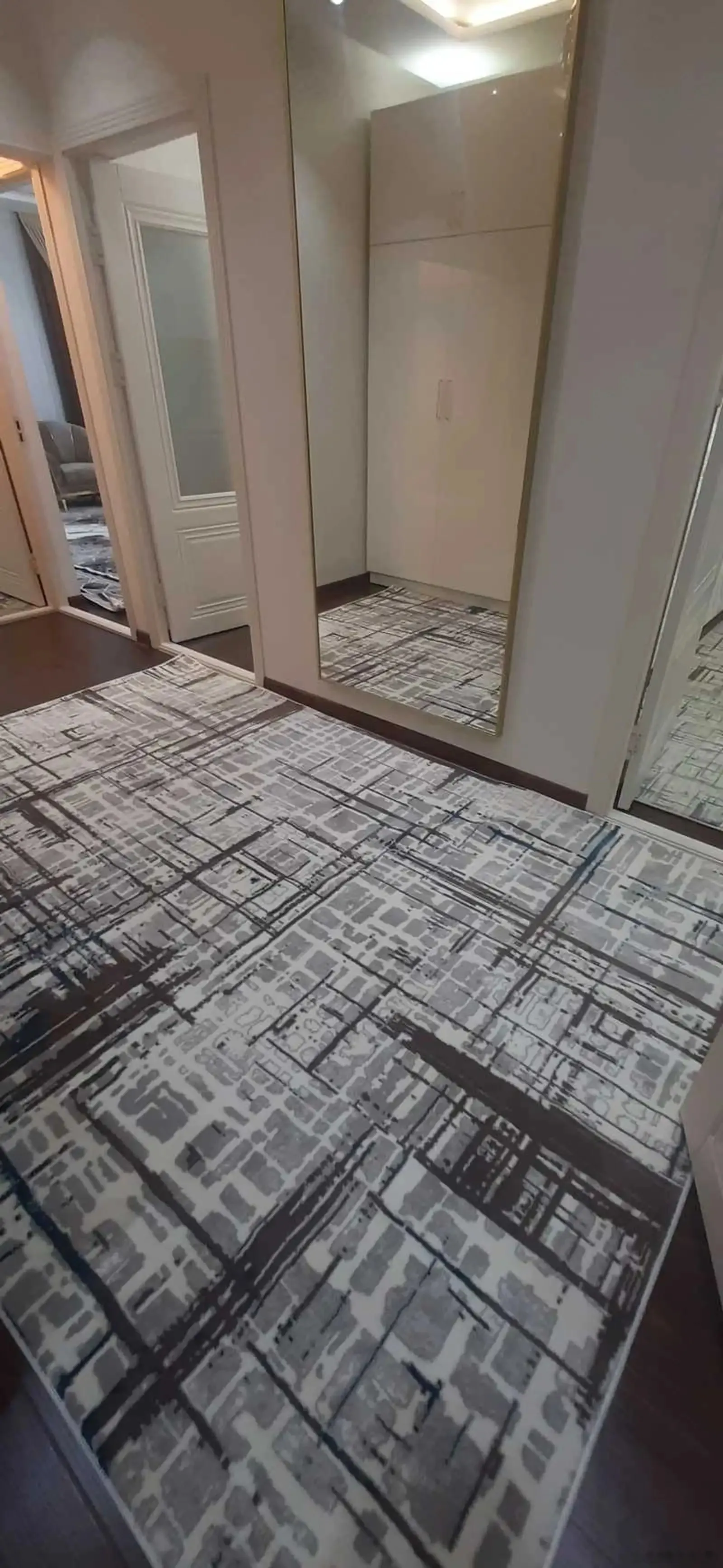 3-комн. квартира, 2 этаж, 80м², УВД