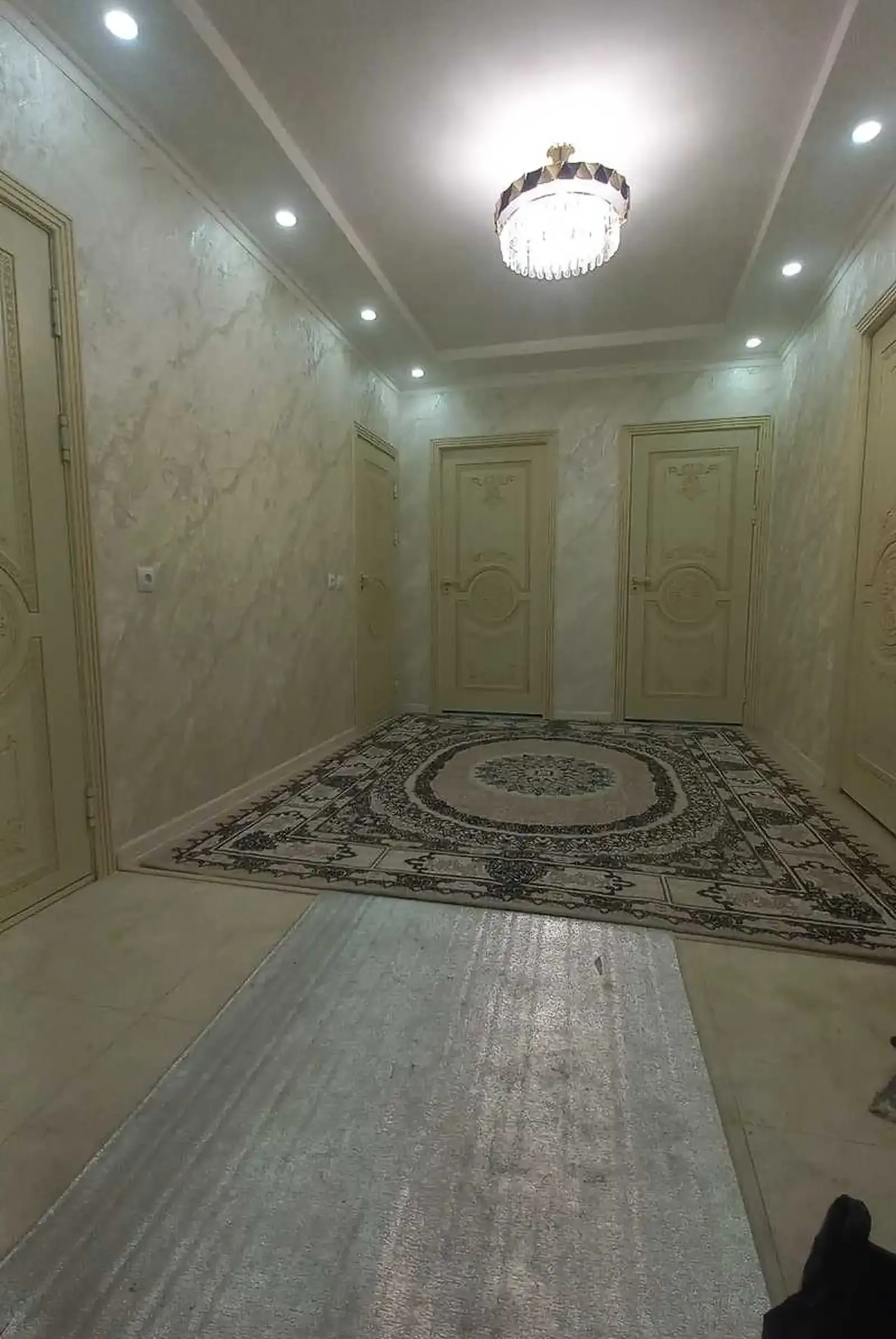 2-комн. квартира, 5 этаж, 68м², 92 мкр
