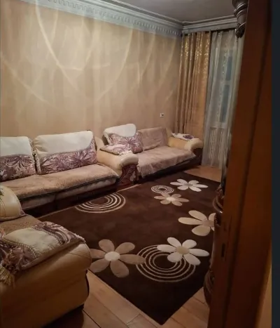 4-комн. квартира, 4 этаж, 60м², Сино