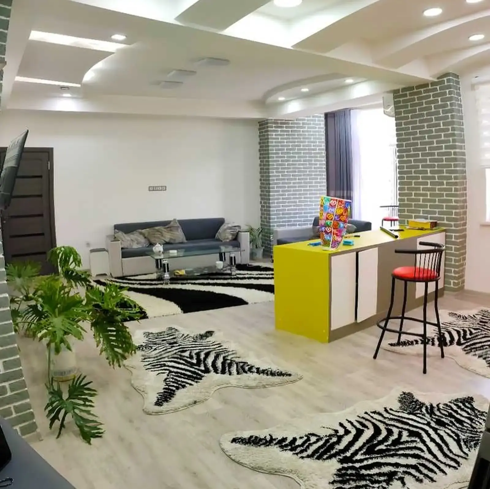 2-комн. квартира, 9 этаж, 70м², шохмансур