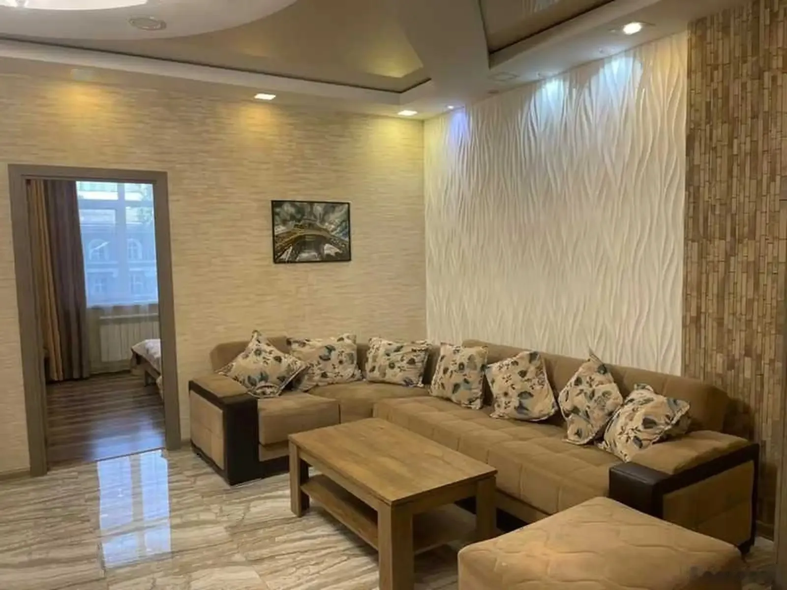 2-комн. квартира, 3 этаж, 68м², Шохмансур