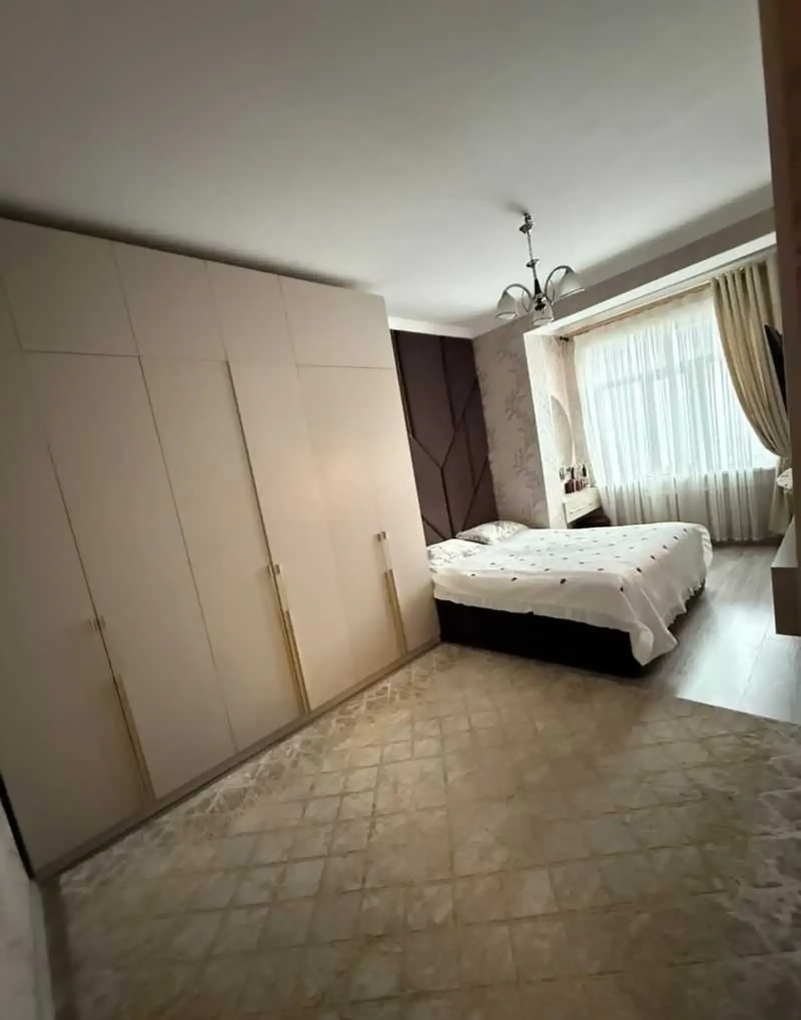 3-комн. квартира, 9 этаж, 98м², 33 мкр на против детская стоматология