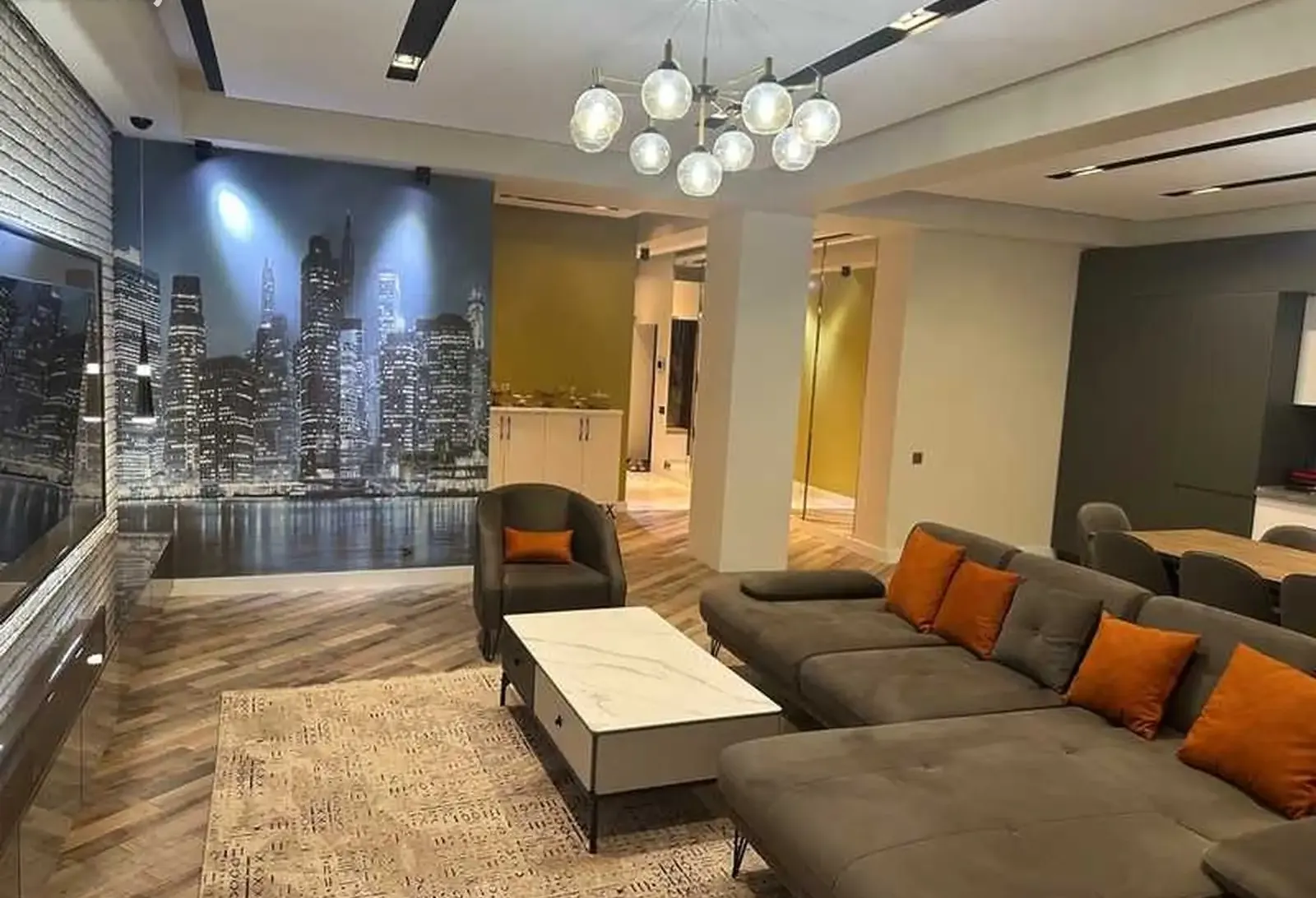 2-комн. квартира, 4 этаж, 105м², И.Сомони