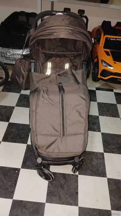 Коляска прогулочная