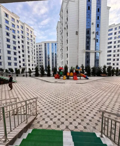 2-комн. квартира, 1 этаж, 74 м², И Сомони