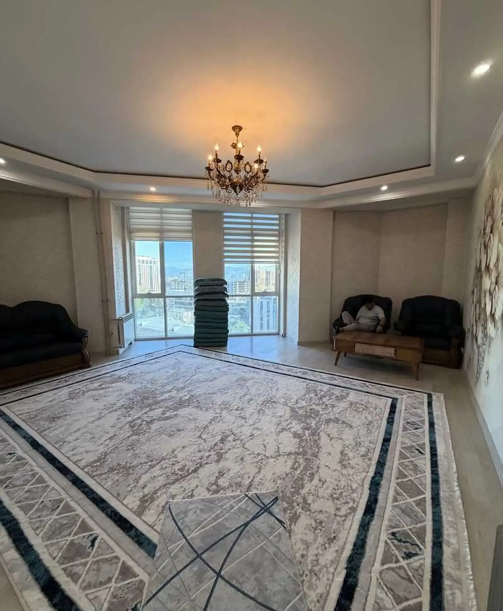 2-комн. квартира, 9 этаж, 80м², Ёқут 2000,доми Зирбак