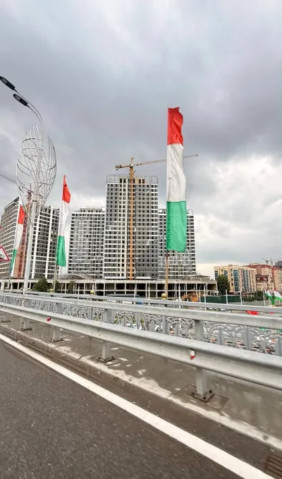 3-комн. квартира, 22 этаж, 126 м², Сино 82мкр 82Tower