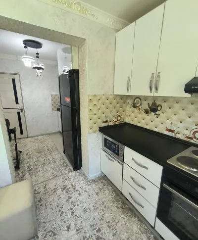3-комн. квартира, 4 этаж, 58 м², Сино 101мкр