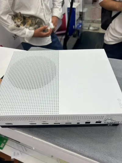 Игровая приставка xbox one