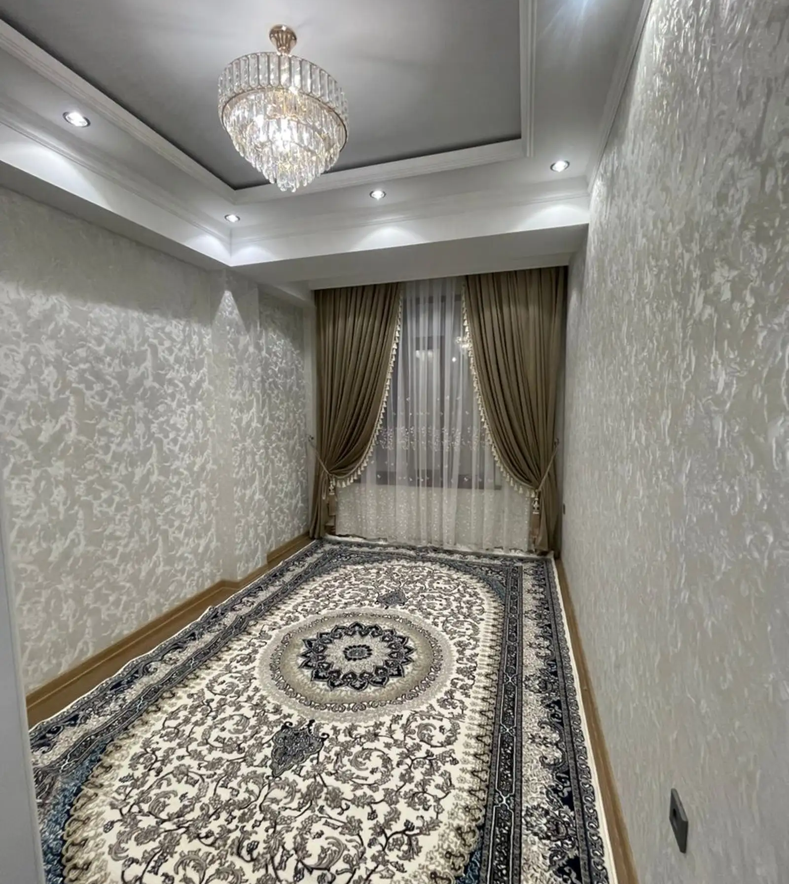 2-комн. квартира, 12 этаж, 50 м², Фирдавси