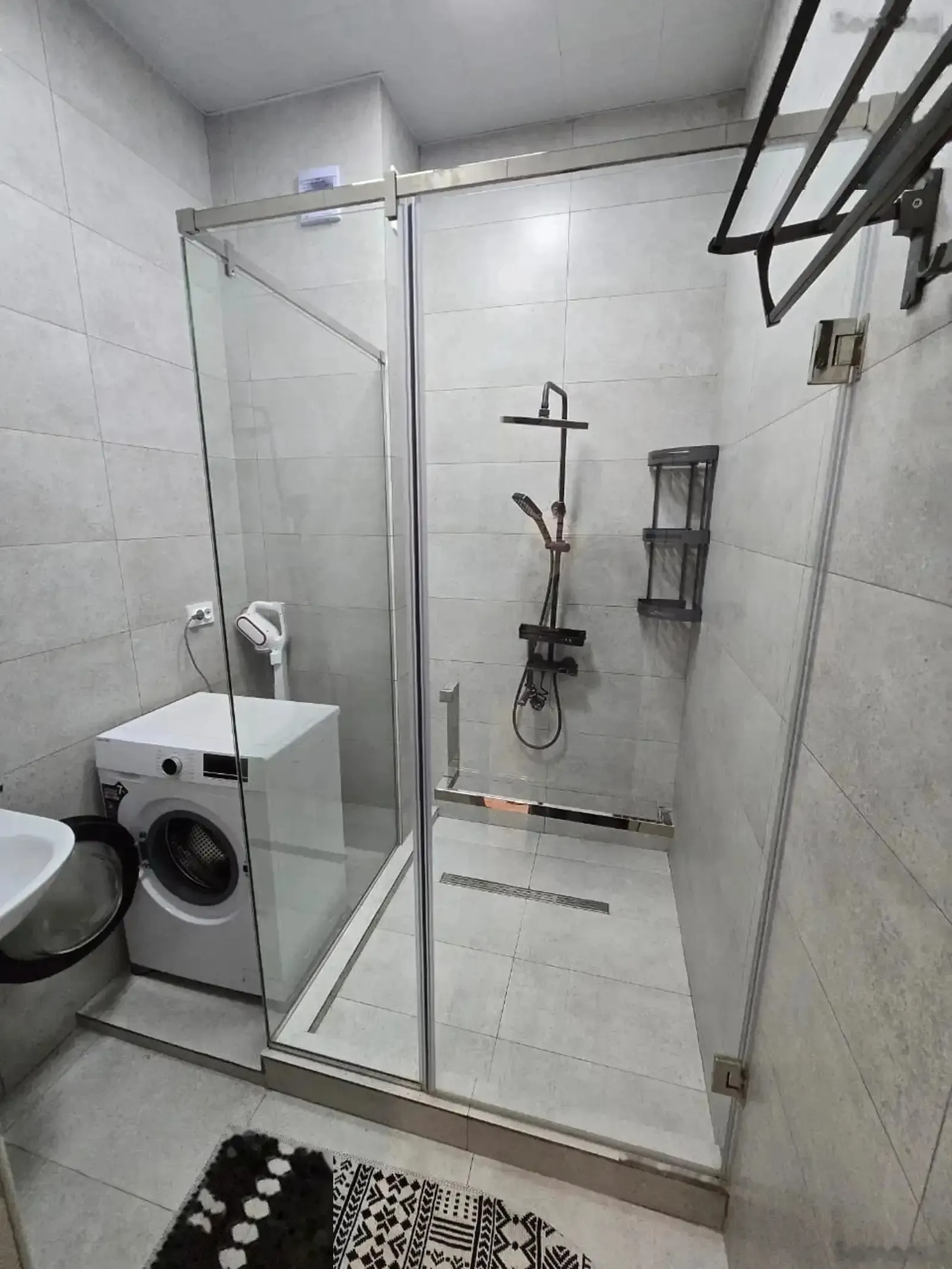 2-комн. квартира, 14 этаж, 75м², Шохмансур