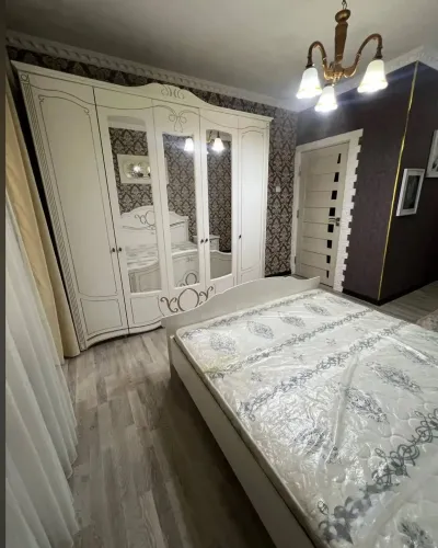 2-комн. квартира, 4 этаж, 60м², сино