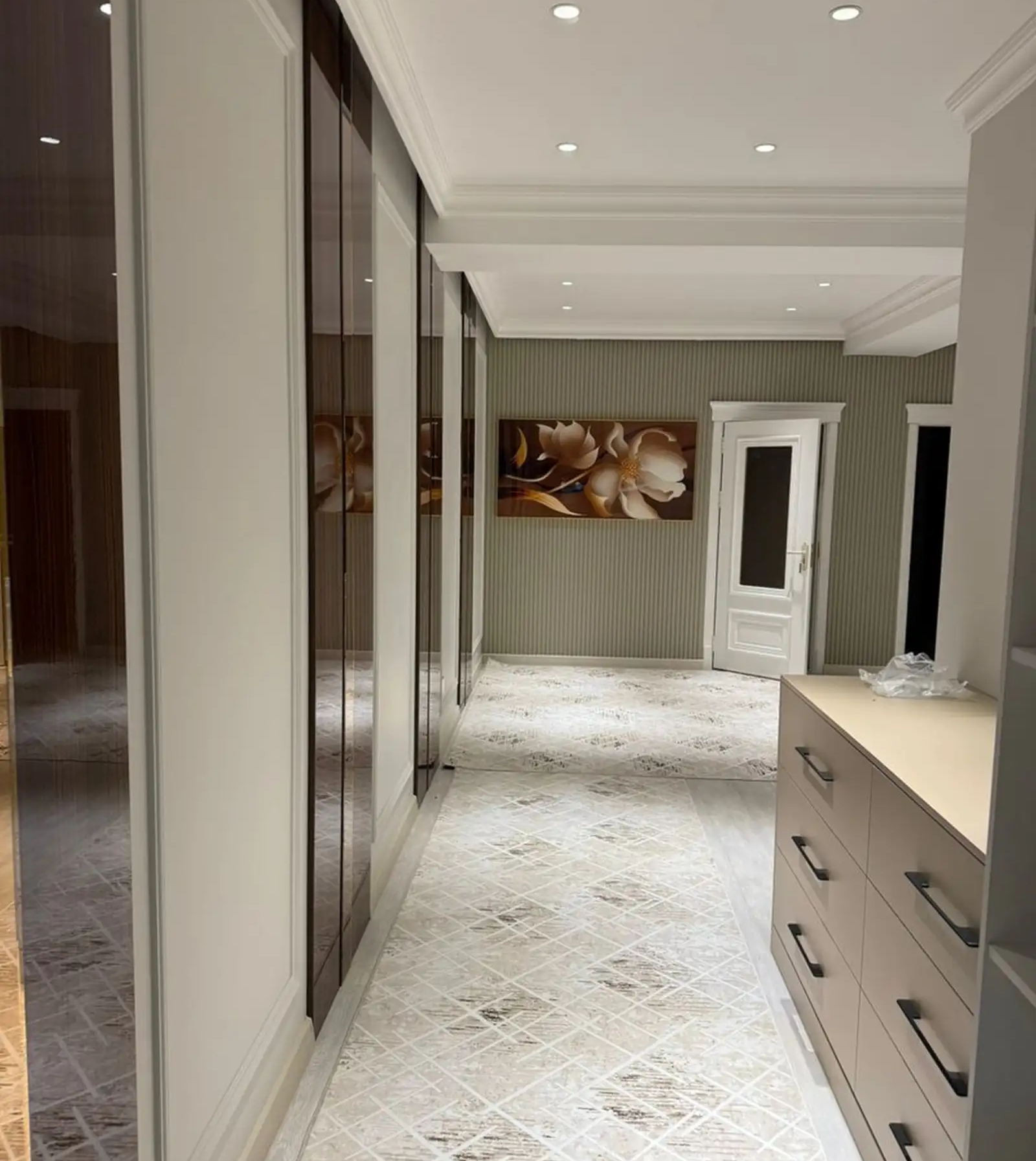 3-комн. квартира, 4 этаж, 120м², Исмоили Сомони, Спартак, доми Ёвари Бурчи Анушервон