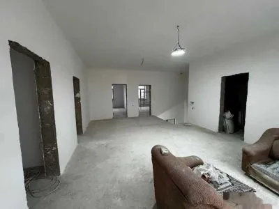 Помещение под свободное назначение, 258м², шохмансур