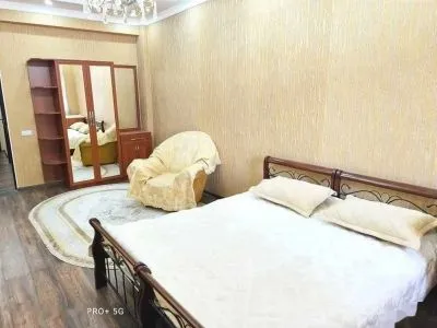 2-комн. квартира, 5 этаж, 100м², шохмансур