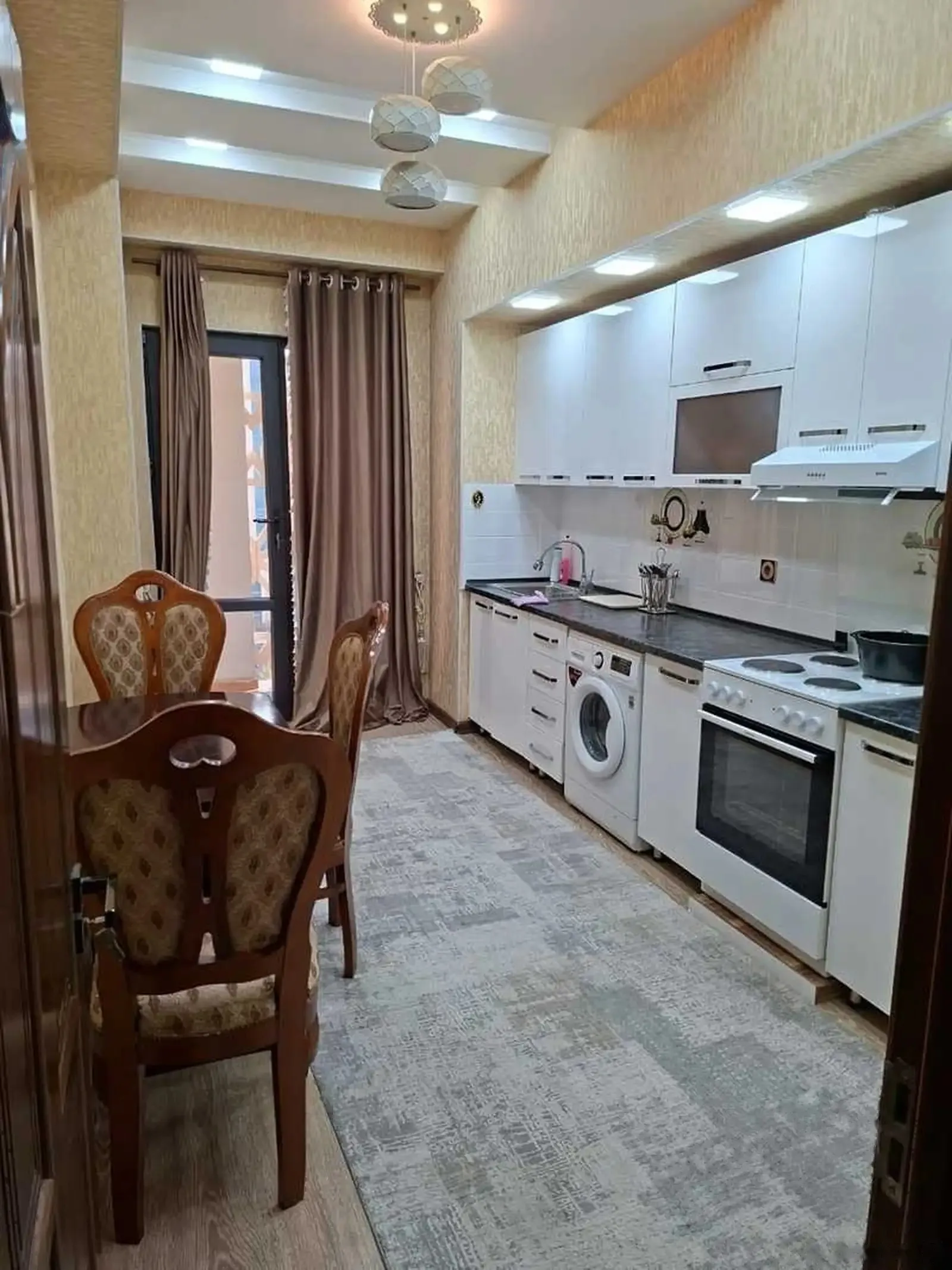 3-комн. квартира, 6 этаж, 120м², Исмоили Сомони