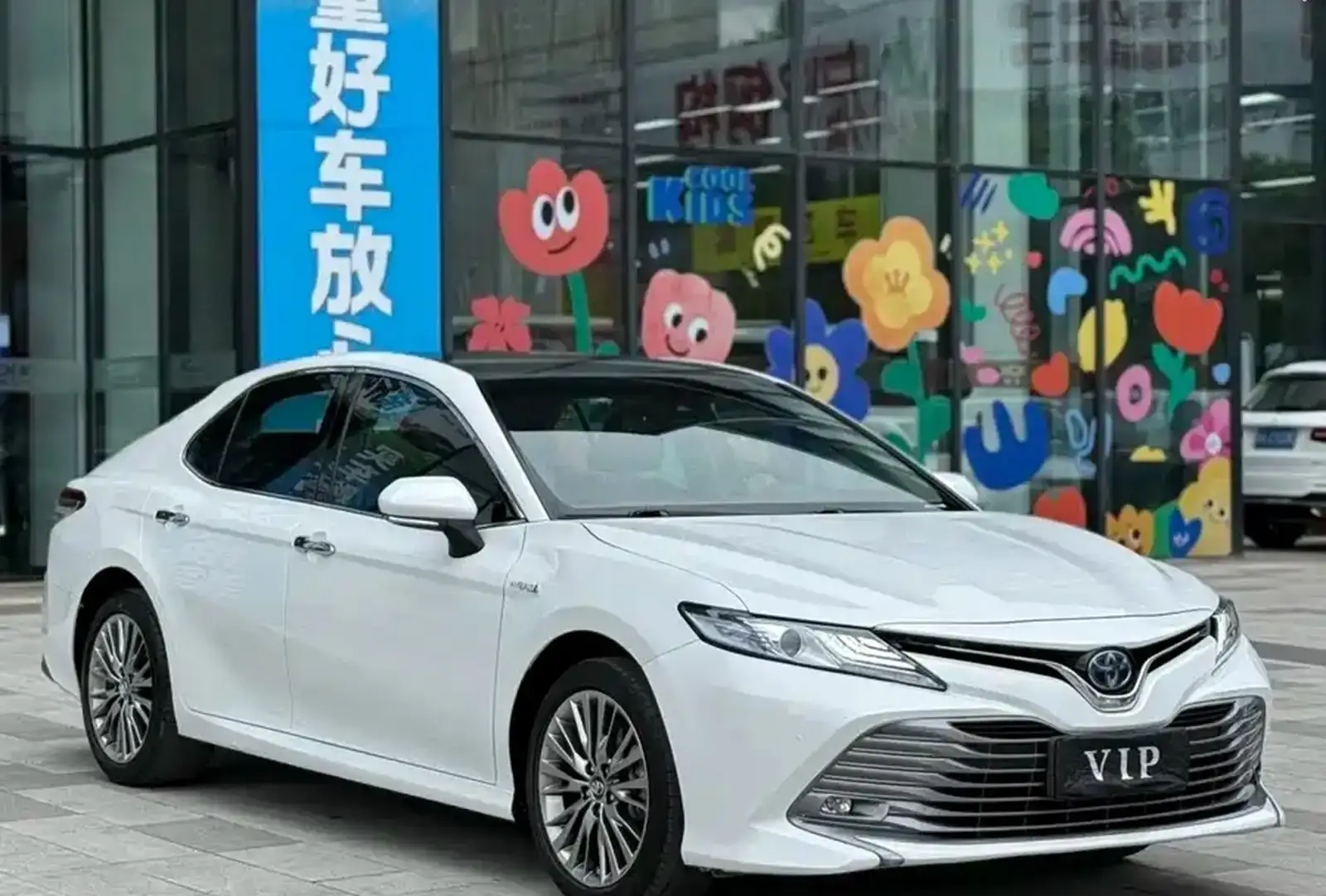 Toyota Camry,