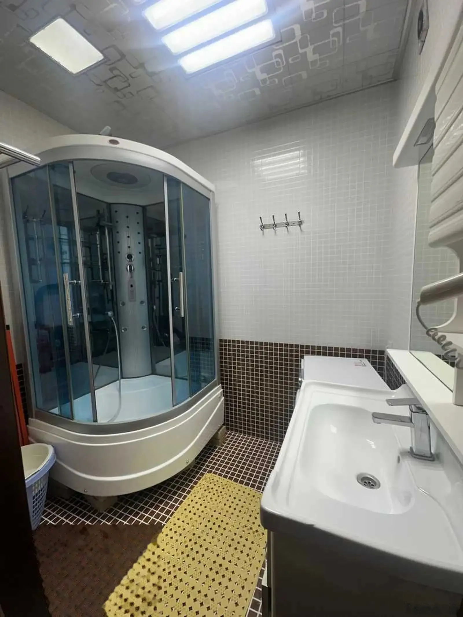 3-комн. квартира, 5 этаж, 130м², Шохмансур