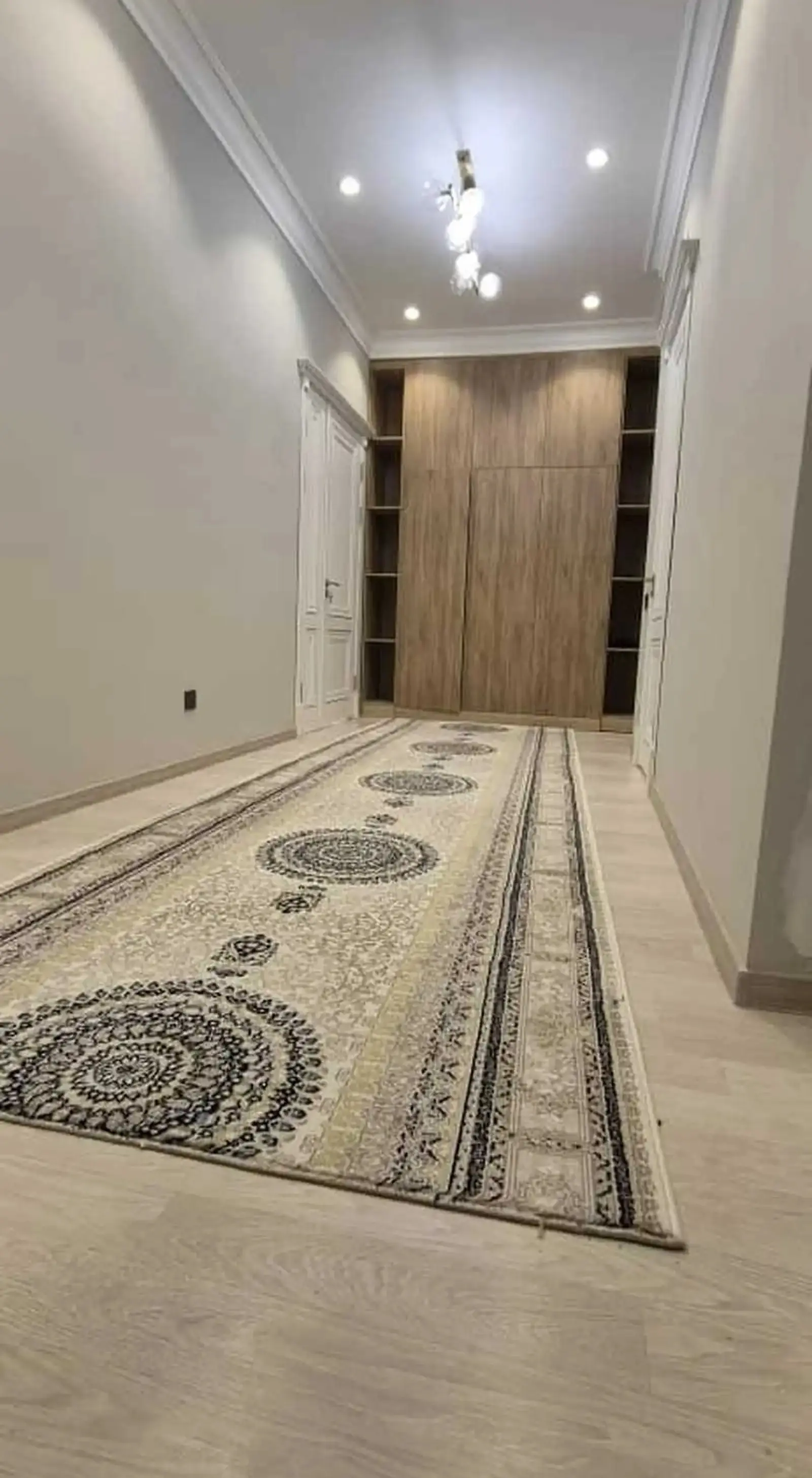2-комн. квартира, 15 этаж, 90м², Шохмансур