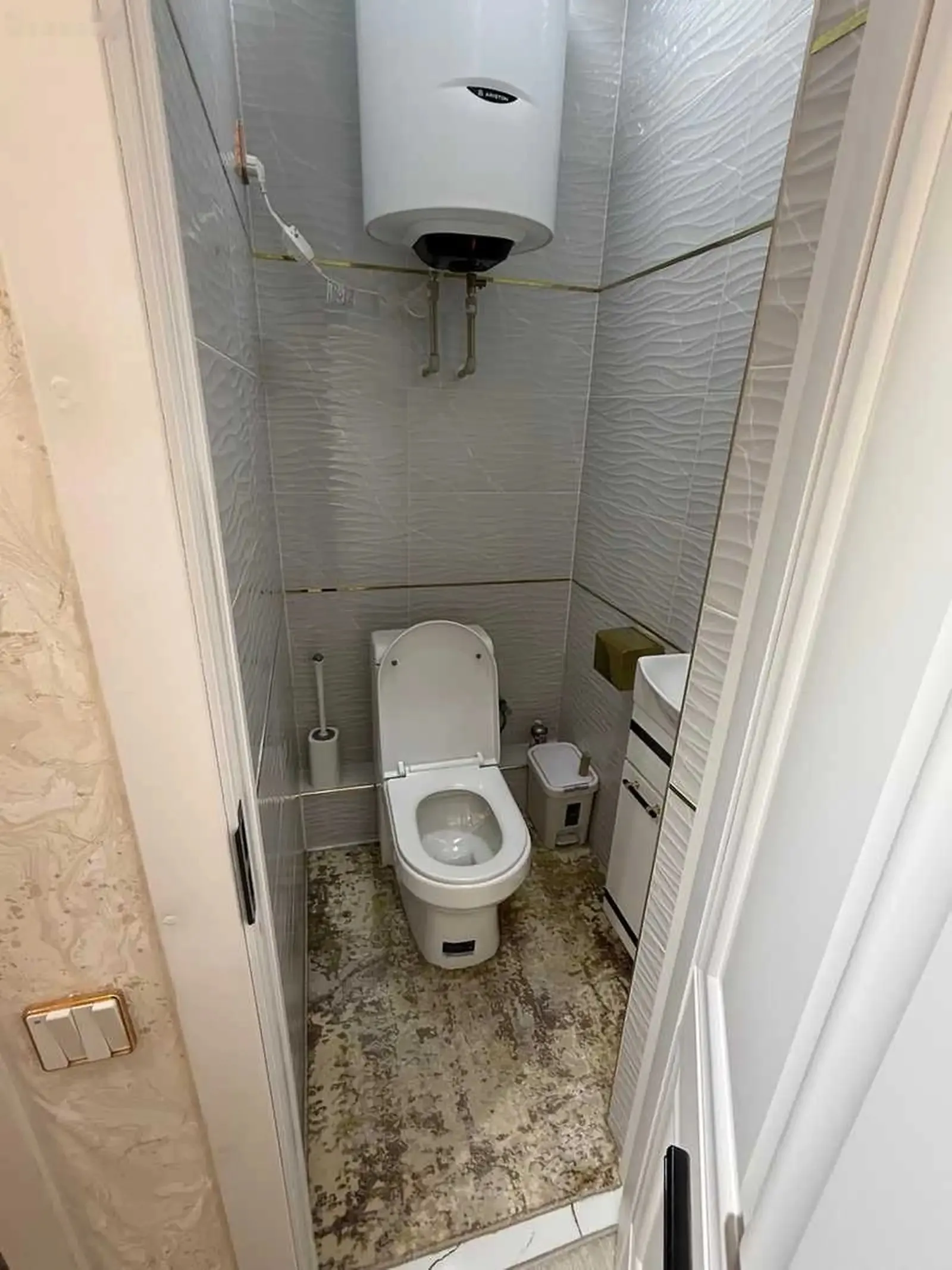 2-комн. квартира, 2 этаж, 65м², Кольцовой 82 автосалон Haval